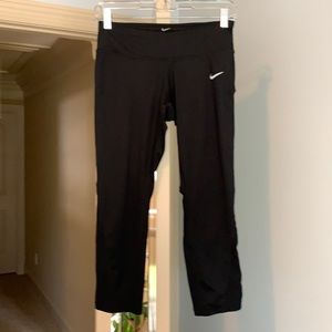 Nike Capri Leggings Black